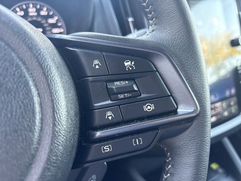 Used 2025 Subaru Forester Limited image 38