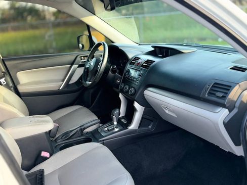Used 2015 Subaru Forester 2.5i Limited w/ Popular Package #2 AWD/4WD image 15