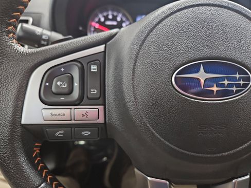 Used 2017 Subaru Crosstrek 2.0i Premium image 17