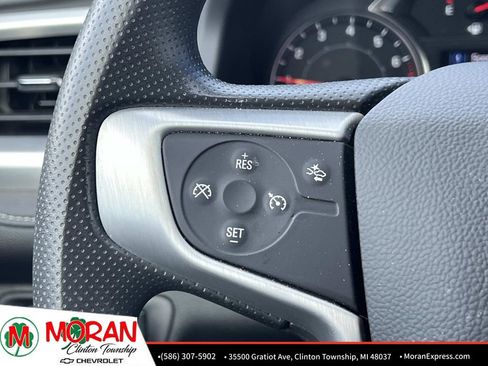 Certified 2023 GMC Acadia SLE w/ Driver Convenience Package image 23