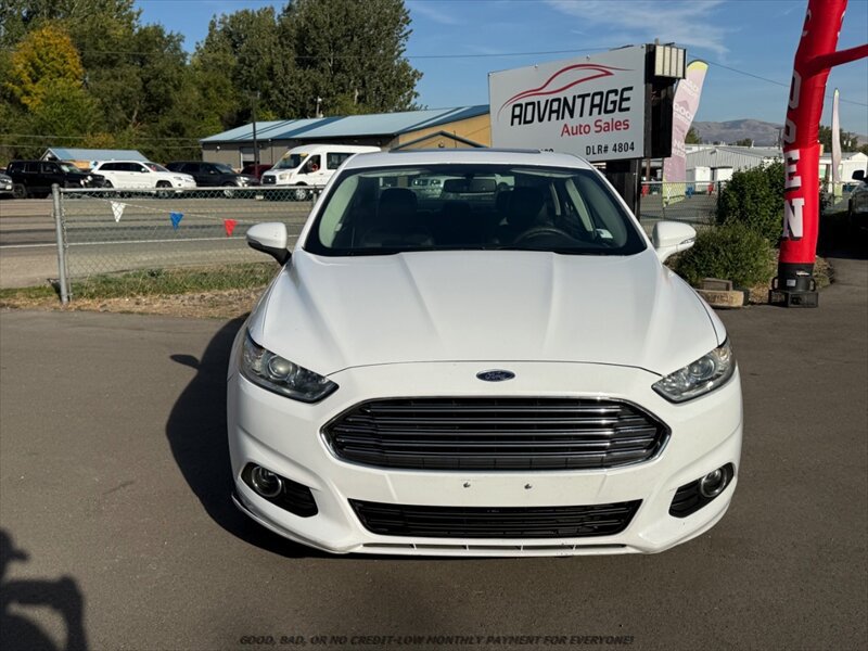 Used 2015 Ford Fusion SE w/ Equipment Group 202A FWD image 2