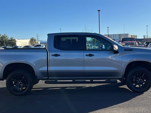 Certified 2025 Chevrolet Silverado 1500 LT Trail Boss w/ Convenience Package II image 4