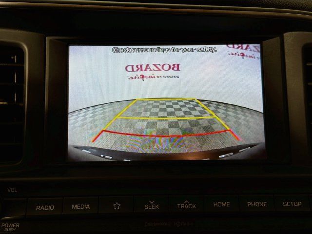 Used 2020 Hyundai Elantra SEL FWD image 17