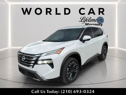 Used 2025 Nissan Rogue SL w/ Tech Package AWD/4WD image 5