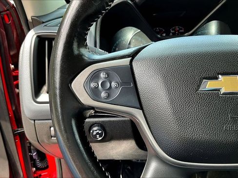 Used 2017 Chevrolet Colorado Z71 AWD/4WD image 14