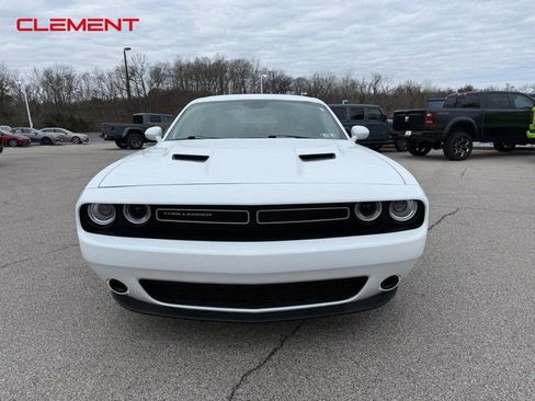 Used 2023 Dodge Challenger SXT image 11