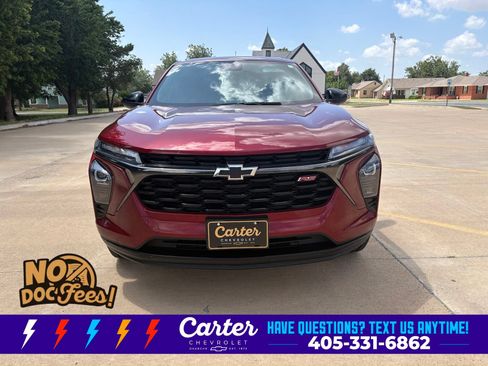 Used 2024 Chevrolet Trax RS w/ Sunroof Package FWD image 14