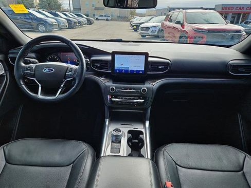 Used 2020 Ford Explorer Limited image 10