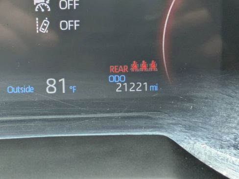 Used 2025 Toyota RAV4 LE FWD image 28