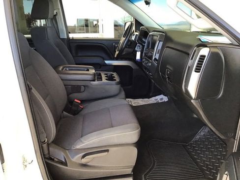 Used 2018 Chevrolet Silverado 1500 LT w/ All Star Edition image 51