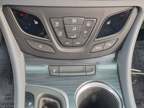 Used 2020 Buick Envision Essence w/ Experience Buick Package image 26