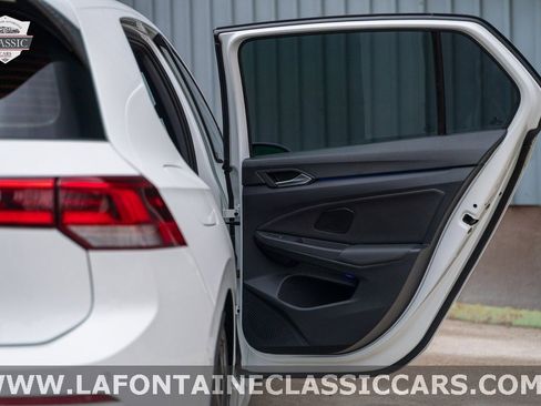 Used 2022 Volkswagen Golf R image 64