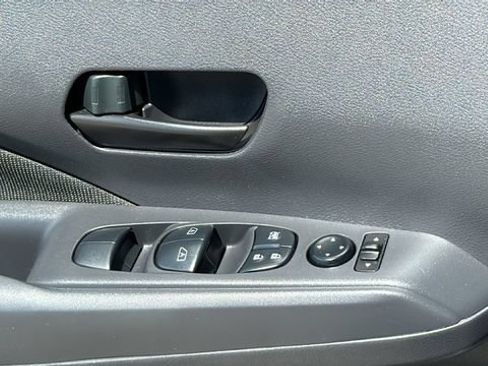 Certified 2024 Nissan Kicks S FWD image 22