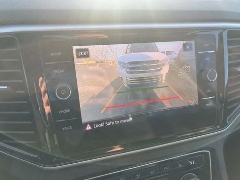 Used 2023 Volkswagen Atlas SEL Premium AWD/4WD image 3