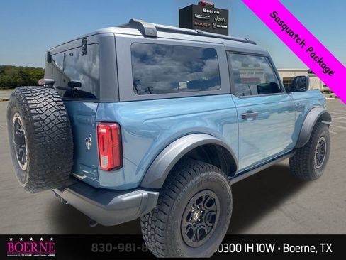 Used 2021 Ford Bronco Black Diamond w/ Sasquatch Package image 8