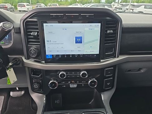 Used 2024 Ford F150 XLT w/ Mobile Office Package image 13