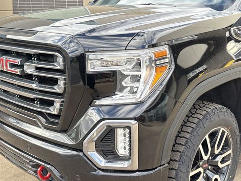 Used 2020 GMC Sierra 1500 AT4 image 6