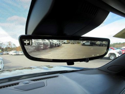 Used 2023 GMC Yukon XL Denali w/ Advanced Technology Package image 20