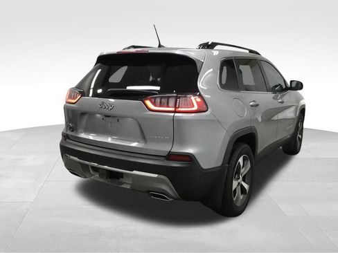 Used 2022 Jeep Cherokee Limited w/ Trailer Tow Group AWD/4WD image 15