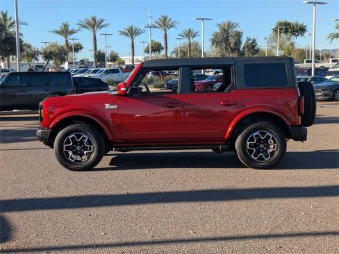 Certified 2023 Ford Bronco Outer Banks image 3