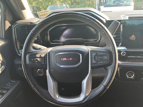 Used 2024 GMC Sierra 1500 SLE AWD/4WD image 19