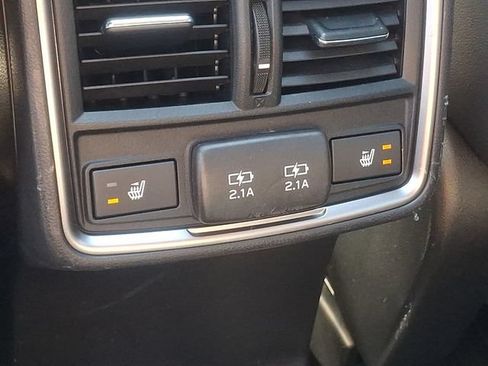 Used 2023 Subaru Forester Touring AWD/4WD image 12