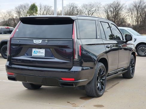 Used 2022 Cadillac Escalade Sport w/ Touring Package image 10