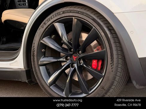 Used 2016 Tesla Model X Performance AWD/4WD image 23