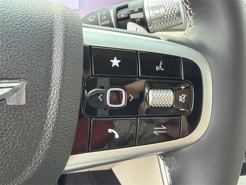 New 2026 Genesis GV70 2.5T Select image 26