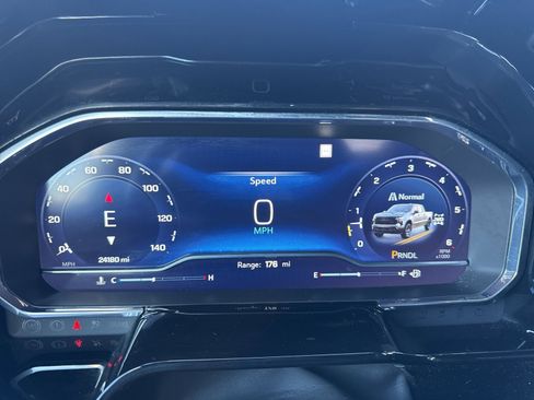 Used 2022 Chevrolet Silverado 1500 LT Trail Boss image 29