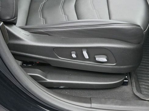 Certified 2024 Cadillac XT6 Sport w/ Platinum Package image 35