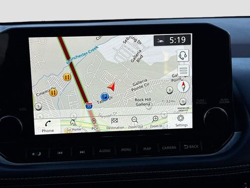 Used 2021 Nissan Rogue Platinum image 14