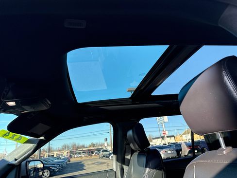 Used 2019 Ford Expedition Max XLT w/ Equipment Group 202A image 31