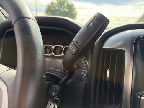 Used 2017 Chevrolet Silverado 1500 LT w/ LT Eassist Package image 20