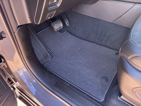 New 2025 Jeep Grand Cherokee L Altitude RWD image 16