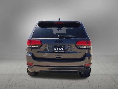 Used 2019 Jeep Grand Cherokee Altitude RWD image 5
