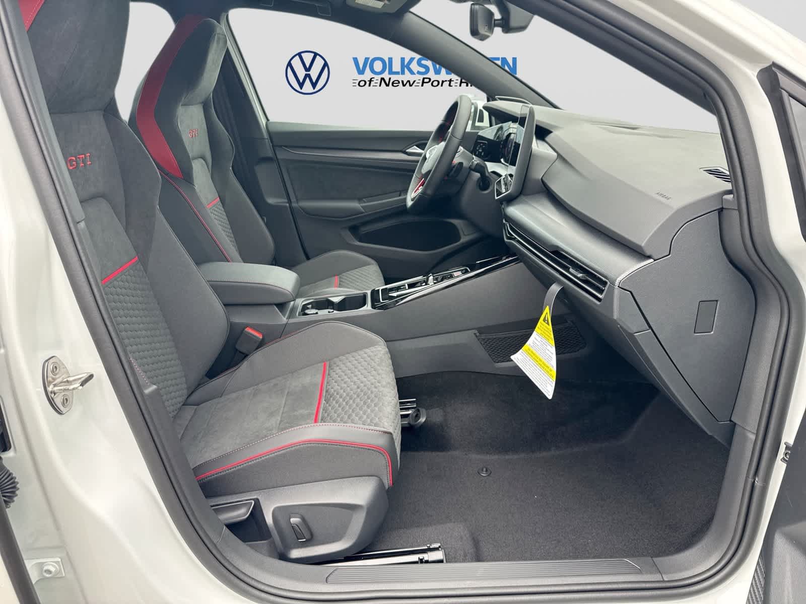 New 2026 Volkswagen GTI SE FWD image 27