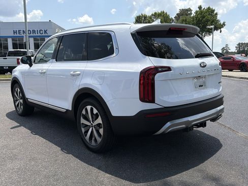 Used 2021 Kia Telluride EX w/ EX Premium Package FWD image 9
