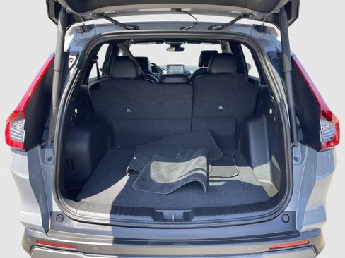 Used 2025 Honda CR-V Sport Touring image 18