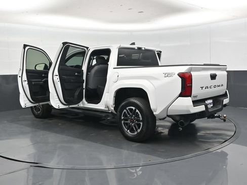 Used 2025 Toyota Tacoma TRD Sport RWD image 48