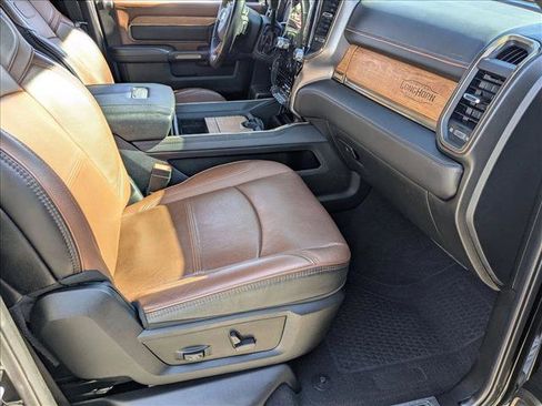 Used 2024 RAM 3500 Limited image 21