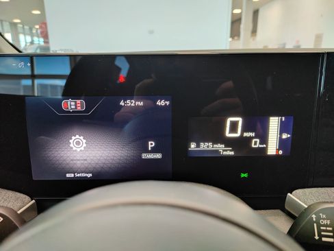 New 2026 Nissan Kicks SV image 18