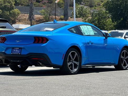 Certified 2025 Ford Mustang Coupe RWD image 3