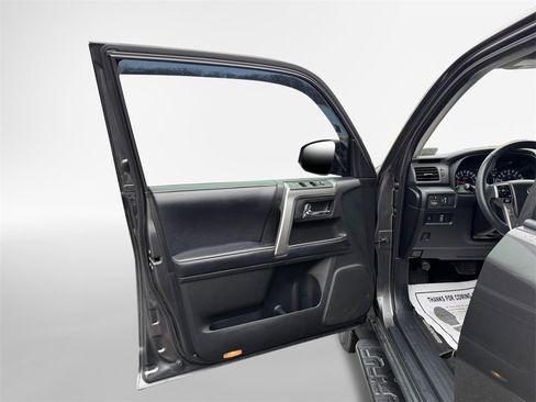 Used 2018 Toyota 4Runner SR5 image 14