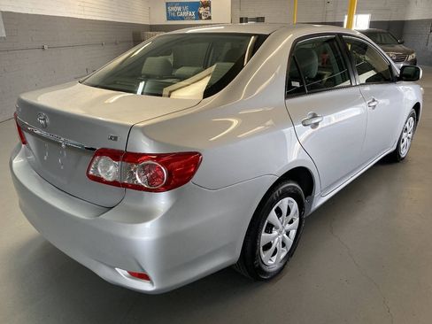 Used 2011 Toyota Corolla LE FWD image 5