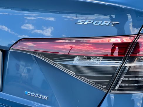 Used 2025 Honda Civic Sport image 37