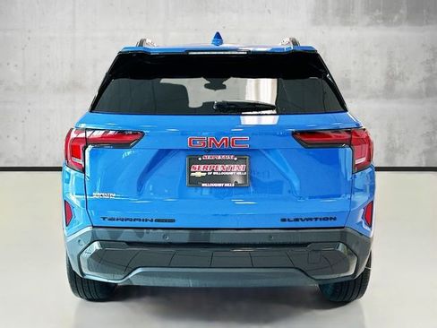 Used 2025 GMC Terrain Elevation w/ Black Edition image 6