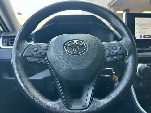 Used 2023 Toyota RAV4 LE AWD/4WD image 26