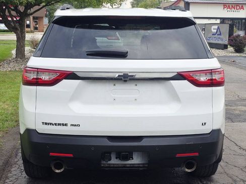 Used 2019 Chevrolet Traverse LT w/ LPO, Blackout Package AWD/4WD image 5