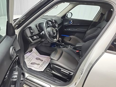 Used 2023 MINI Cooper Countryman SE w/ Storage Package image 29